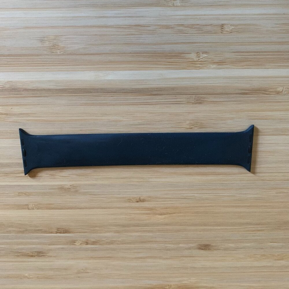 Apple Watch 41mm Silicone Fitted Band Size 7 Black